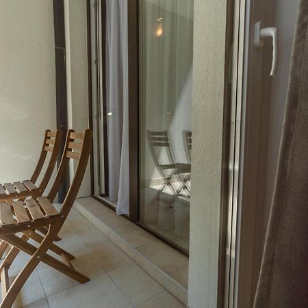 Modern & Newly Built Apartment With Private Garage Будапеща Екстериор снимка